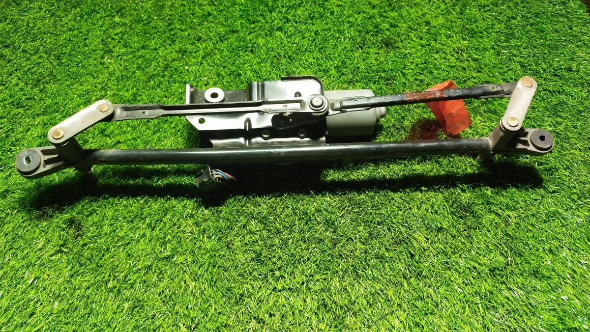 Трапеция стеклоочистителей Ssang Yong Kyron