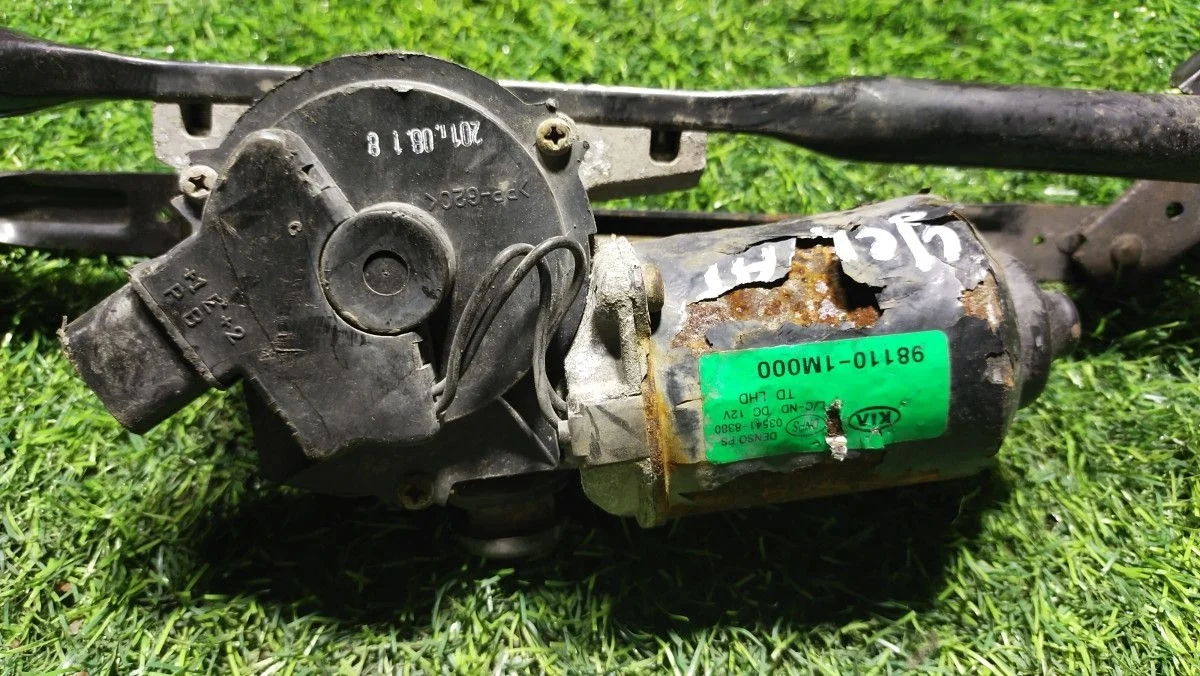 Мотор стеклоочистителя Kia Cerato (TD) II