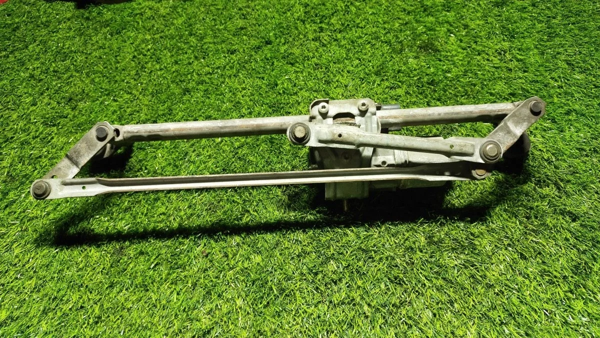 Трапеция дворников на Skoda Octavia (A5)