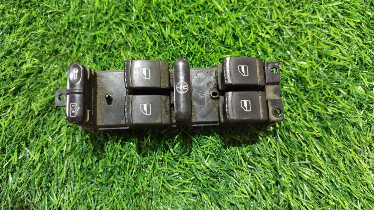 Блок управления стеклоподъёмниками Volkswagen