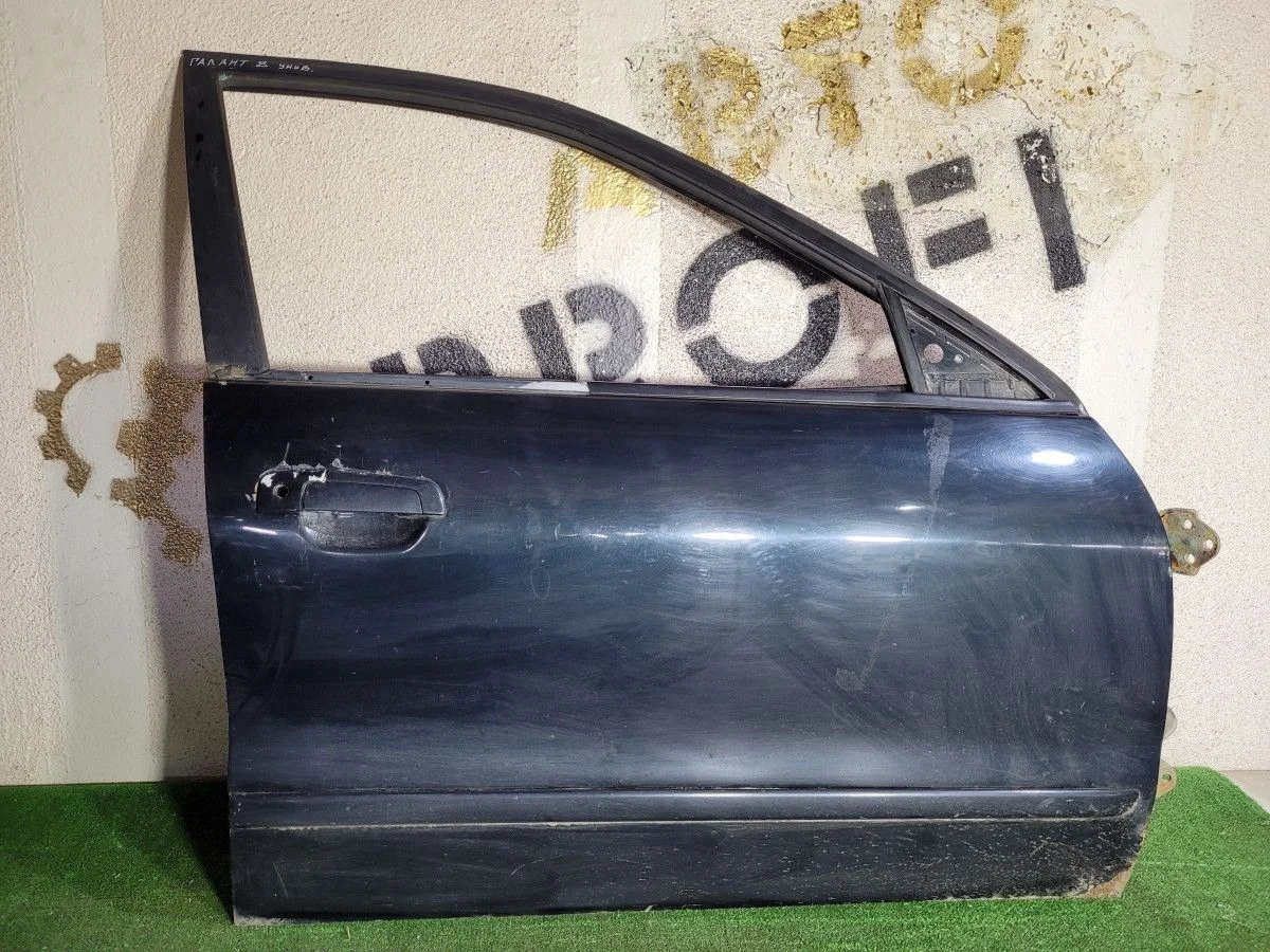 Дверь передняя правая Mitsubishi Galant 8 универса