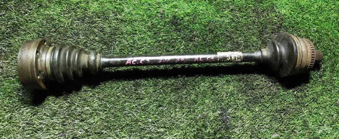 Полуось задняя Audi A6 (C5)