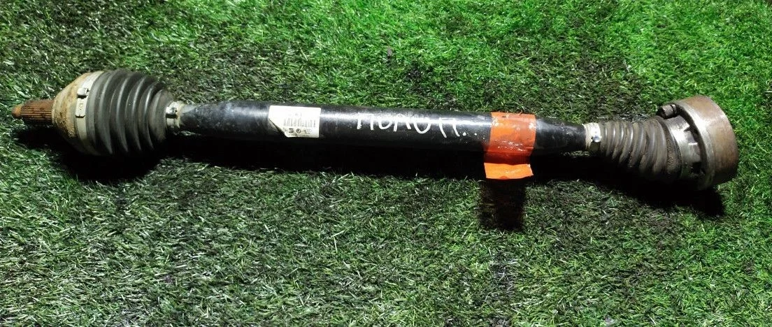 Полуось передняя правая Volkswagen Polo Mk6