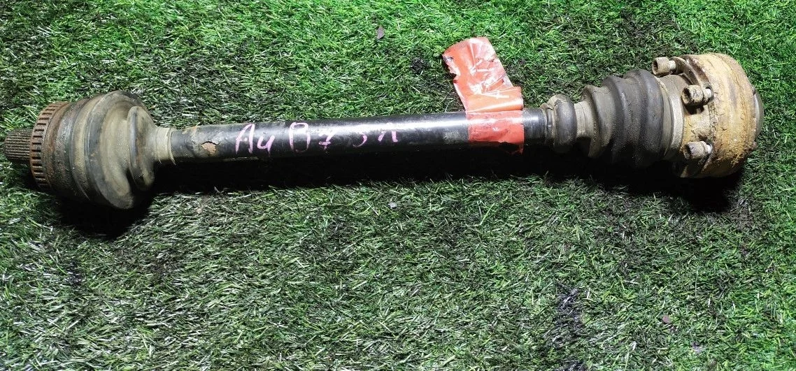 Привод задний левый Audi A4 B7