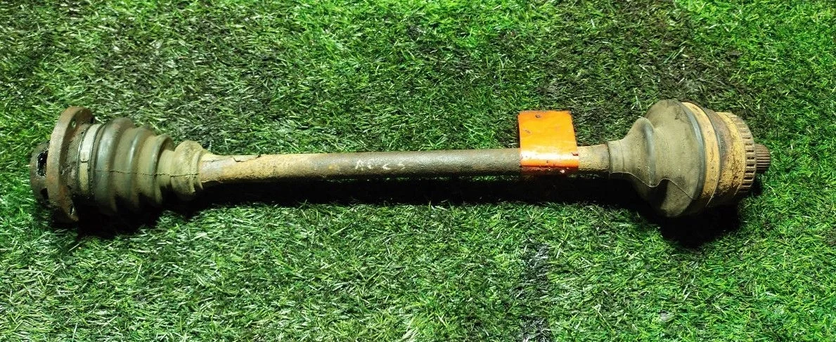 Полуось задняя Audi A6 (C5)