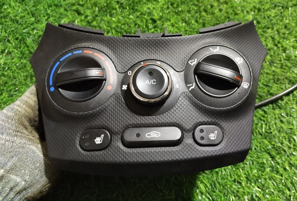 Блок управления печкой Hyundai Solaris