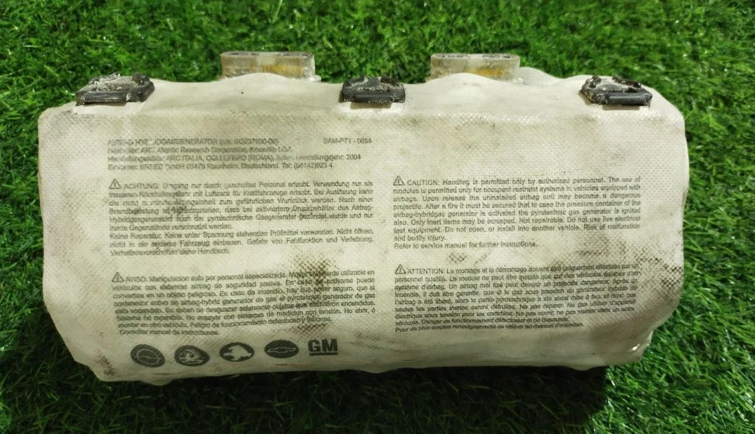 Подушка безопасности пассажирская (в торпедо) Opel