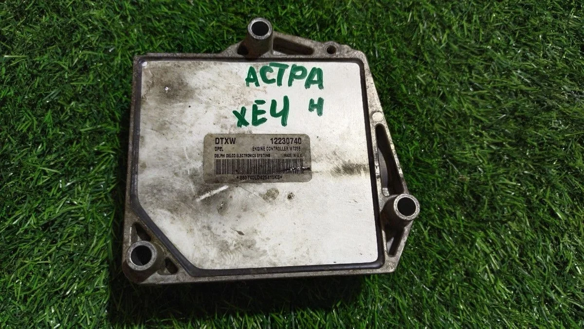Блок управления двигателем Opel Astra H