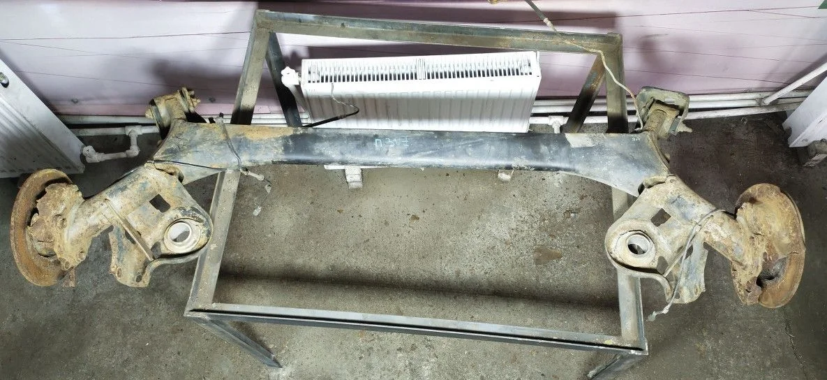 Балка задняя Peugeot 307