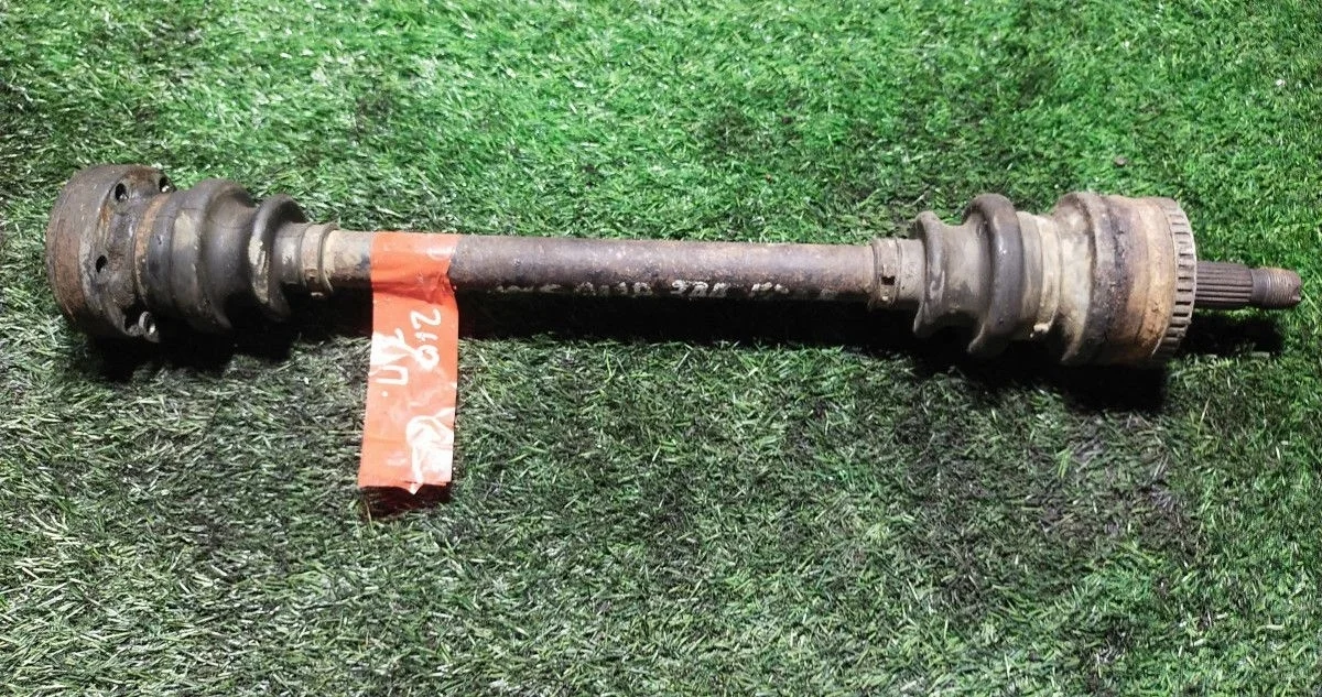 Привод задний правый Mercedes-Benz E-Class