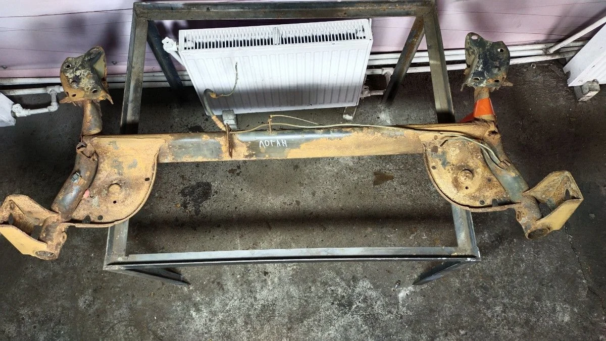 Балка задняя Renault Logan