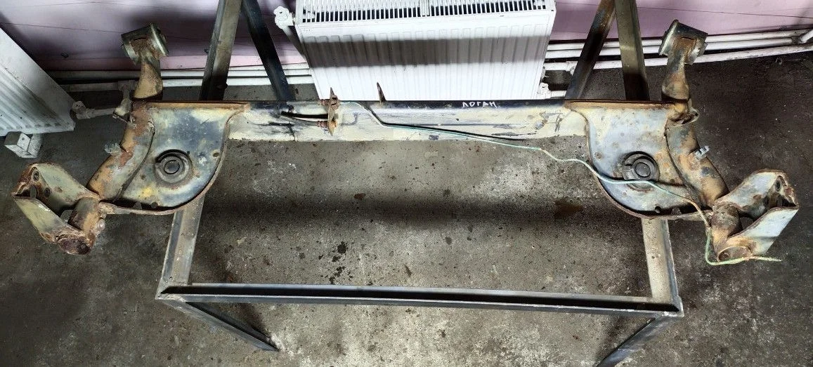 Балка задняя Renault Logan