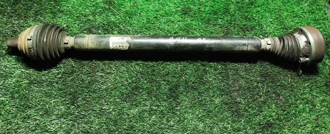 Полуось передняя правая Skoda Yeti