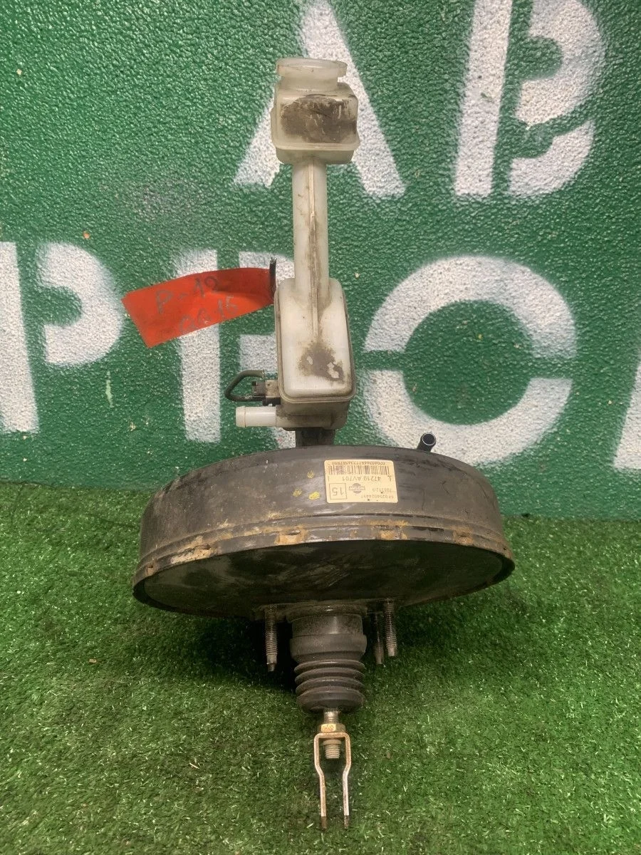 Вакуумный усилитель тормозов Nissan Primera