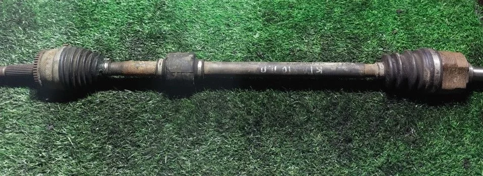 Полуось передняя правая Kia Rio III