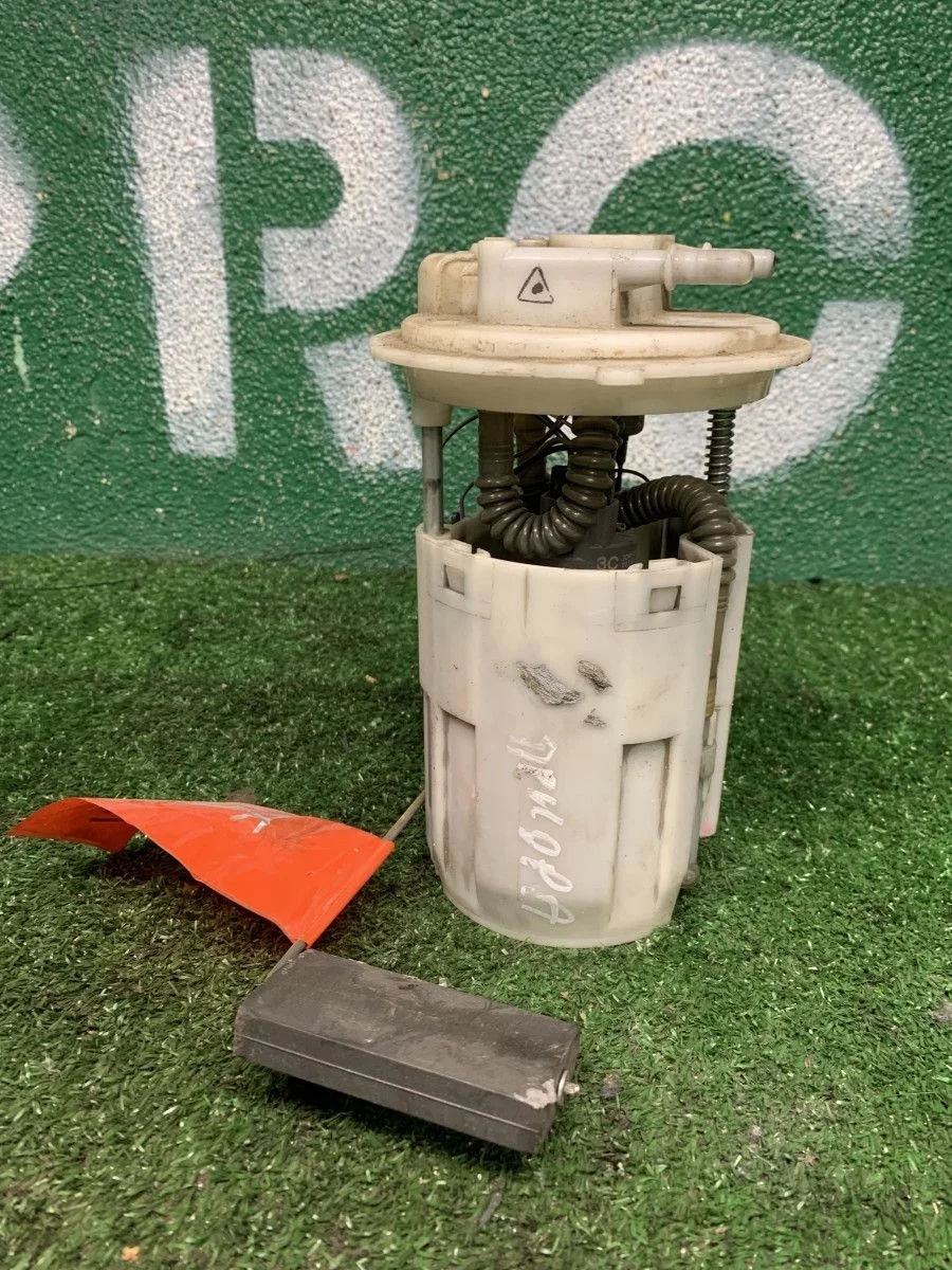 Топливный насос в сборе для Лада Приора