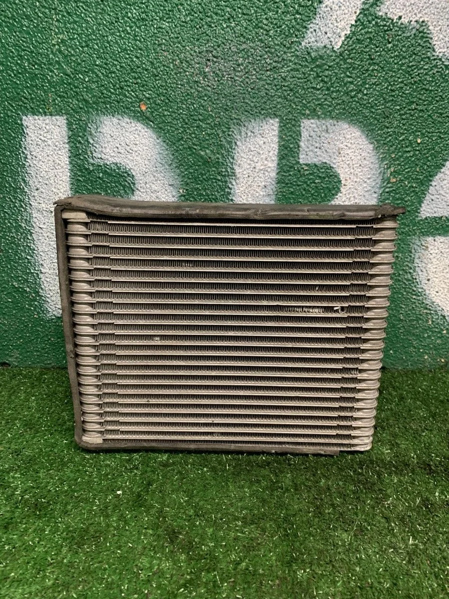 Радиатор кондиционера (испаритель) Nissan X-trail