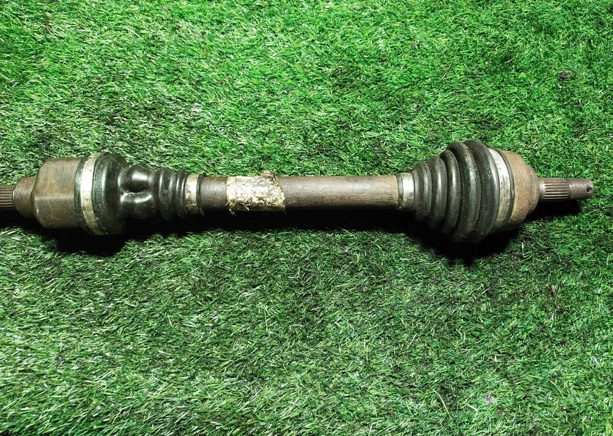 Полуось (привод в сборе) Peugeot 308 (T7) I