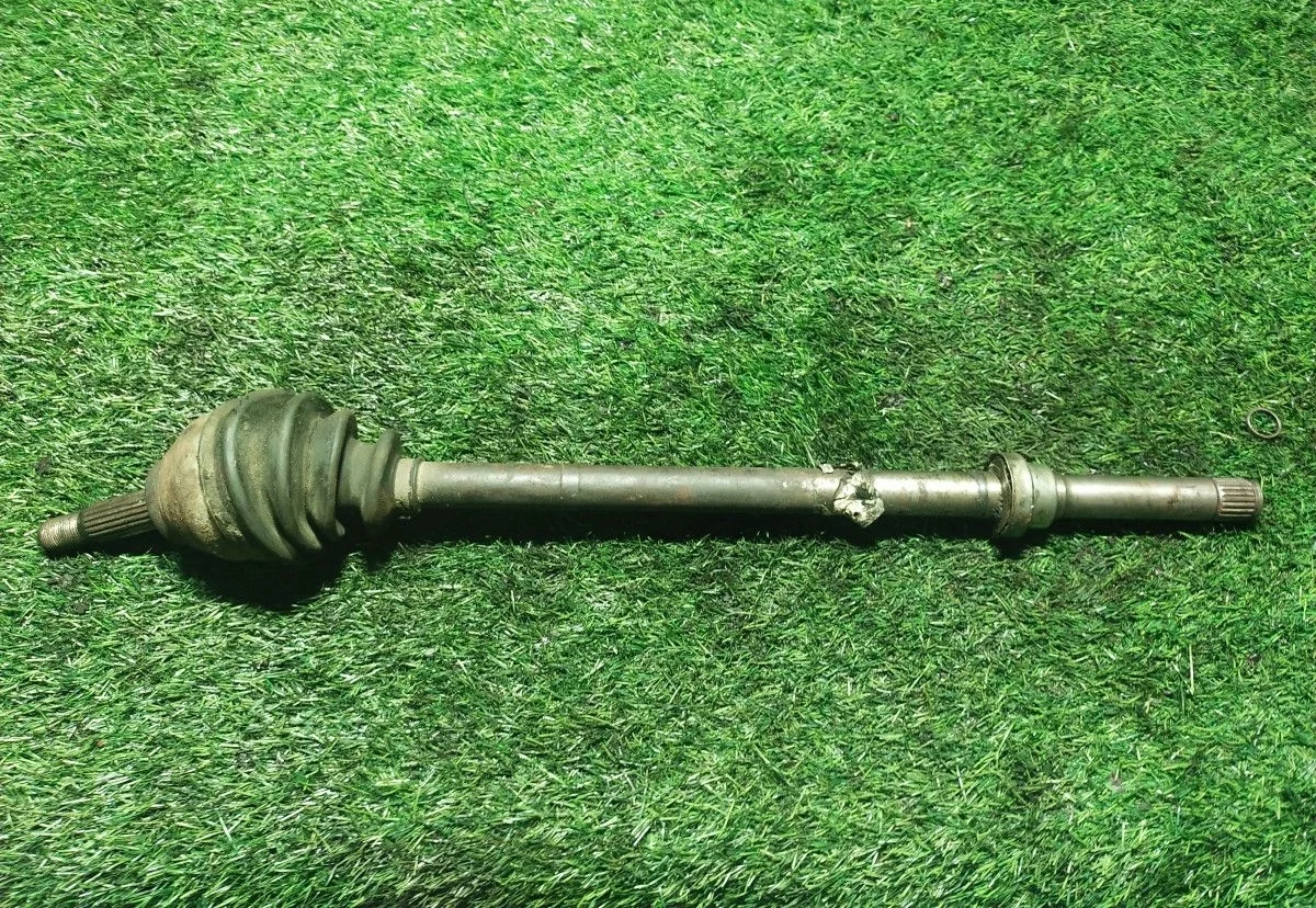 Привод передний левый Renault Logan