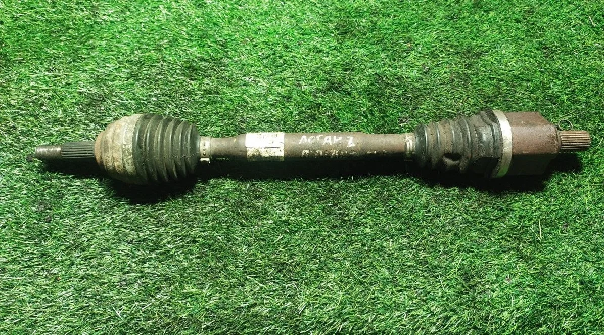 Полуось передняя левая Renault Logan