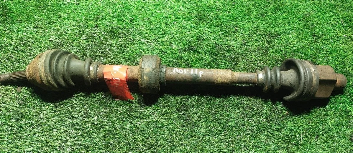 Привод правый Renault Logan 1