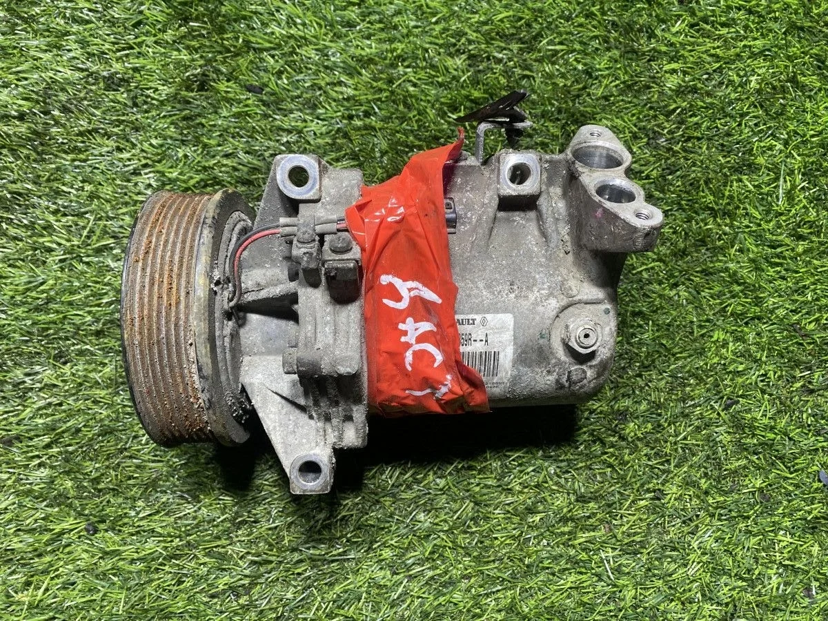 Компрессор кондиционера Renault Duster.