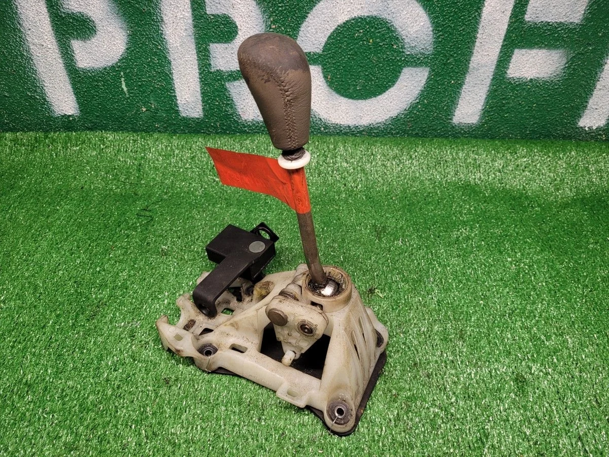 Кулиса КПП на Toyota Camry 30