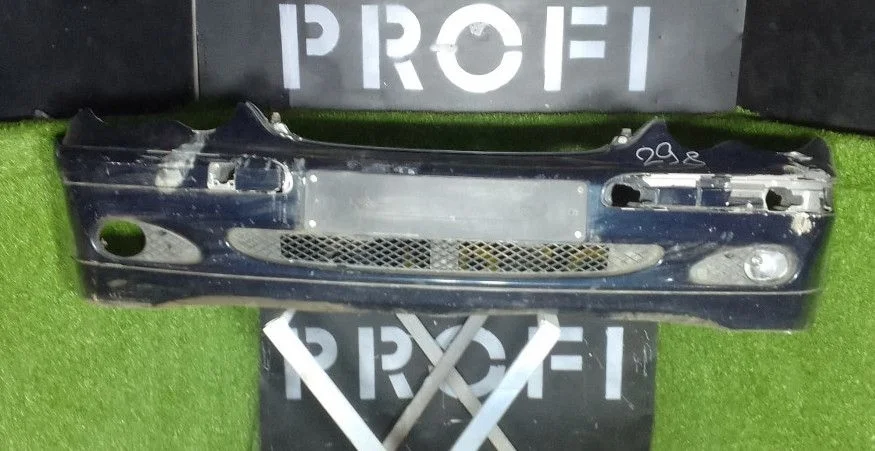 Бампер передний Mercedes W203