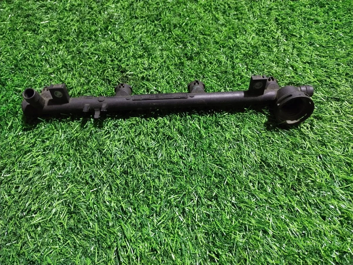 Рейка топливная (рампа) Renault Scenic II