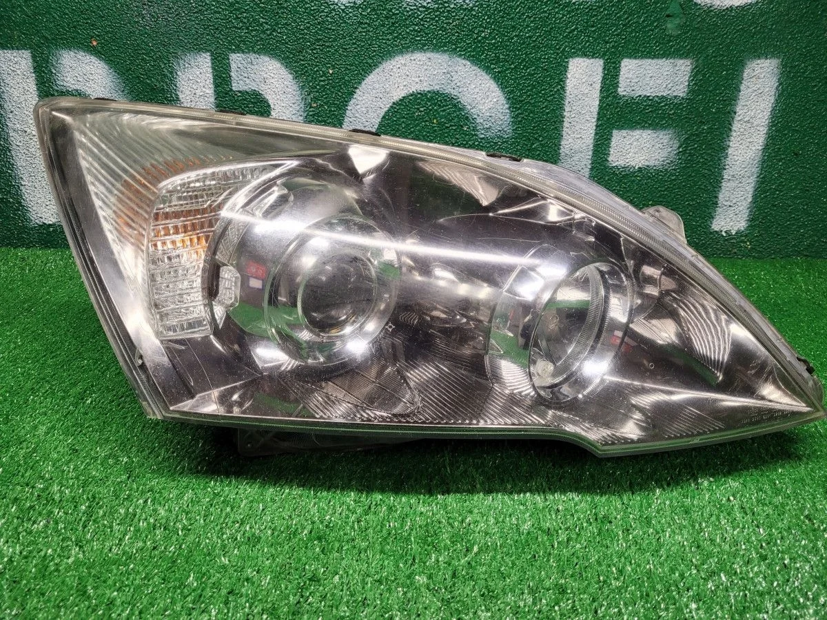 Фара правая Honda CR-V 3