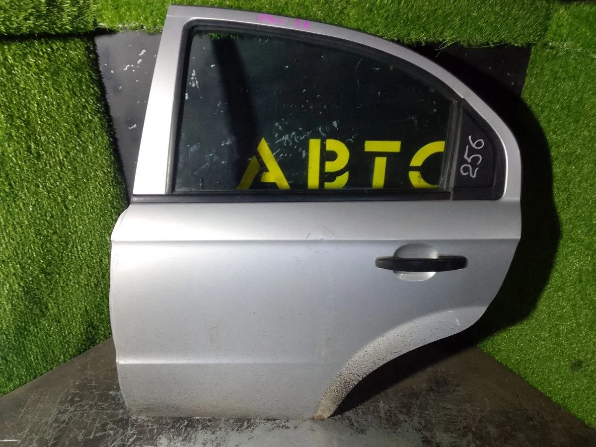 Дверь задняя левая Chevrolet Aveo T250