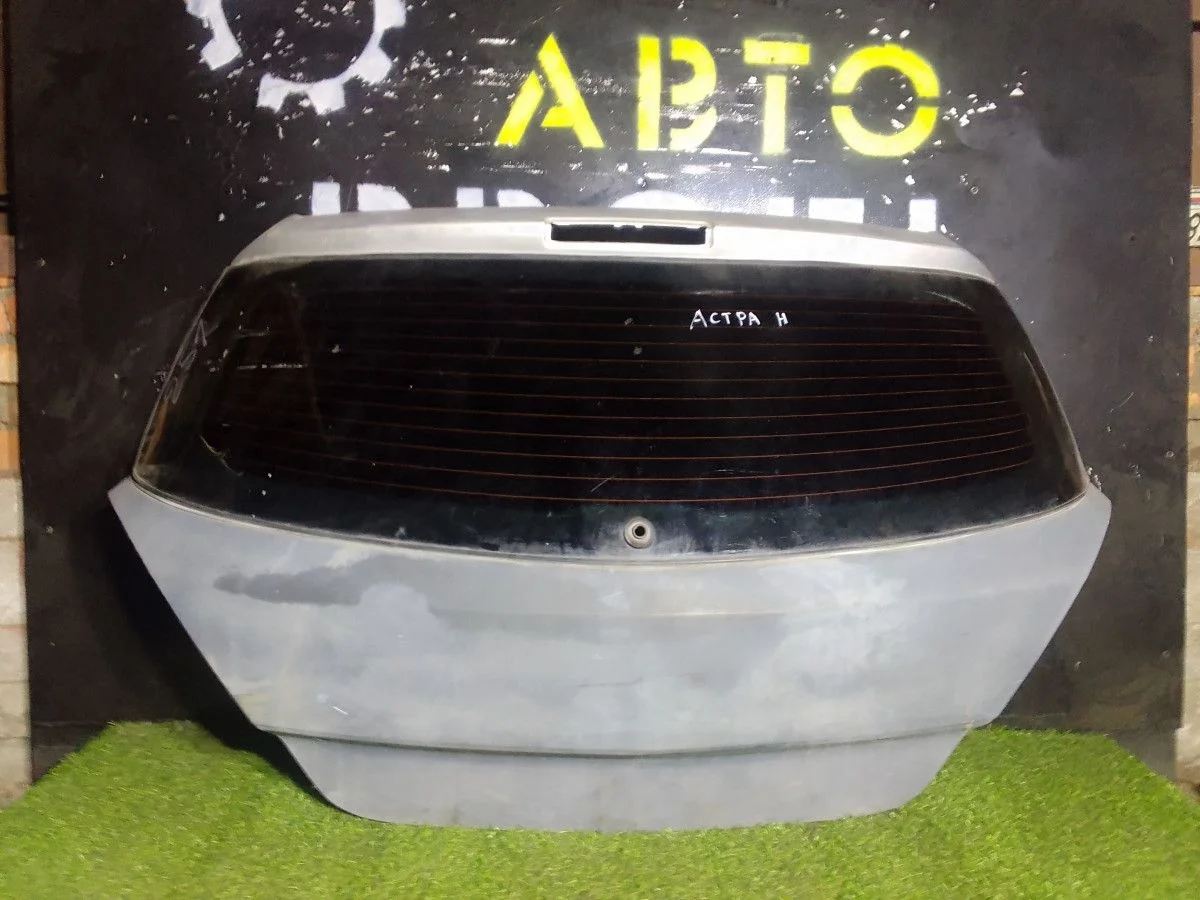 Крышка багажника Opel Astra H