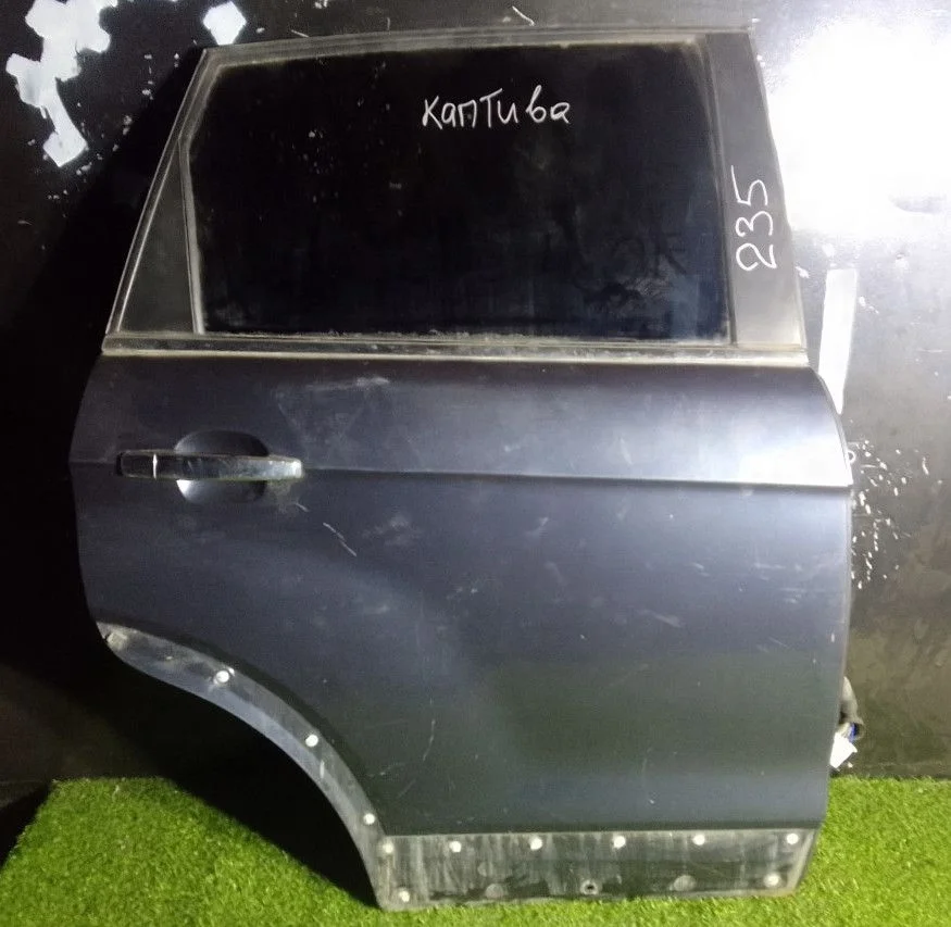 Дверь задняя правая Chevrolet Captiva голое железо