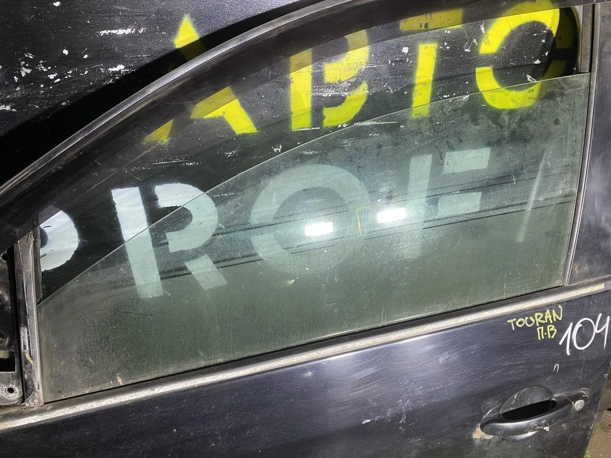 Стекло двери передней левой Volkswagen Touran 1