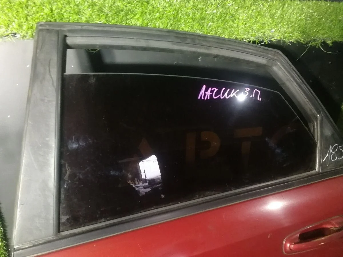 Стекло двери задней левой Chevrolet Lacetti