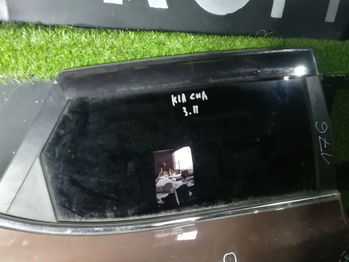 Стекло двери задней правой Kia Ceed