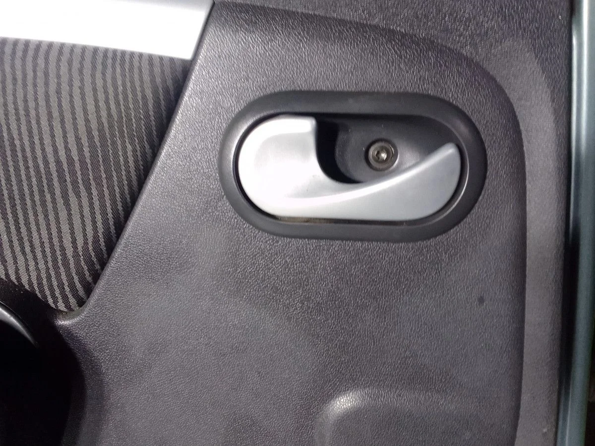 Ручка двери задней левой внутренняя Renault Sander