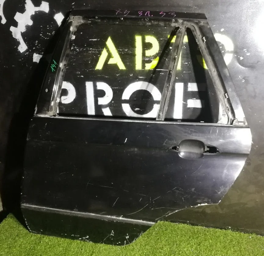 Дверь задняя левая BMW X5 E53 голое железо