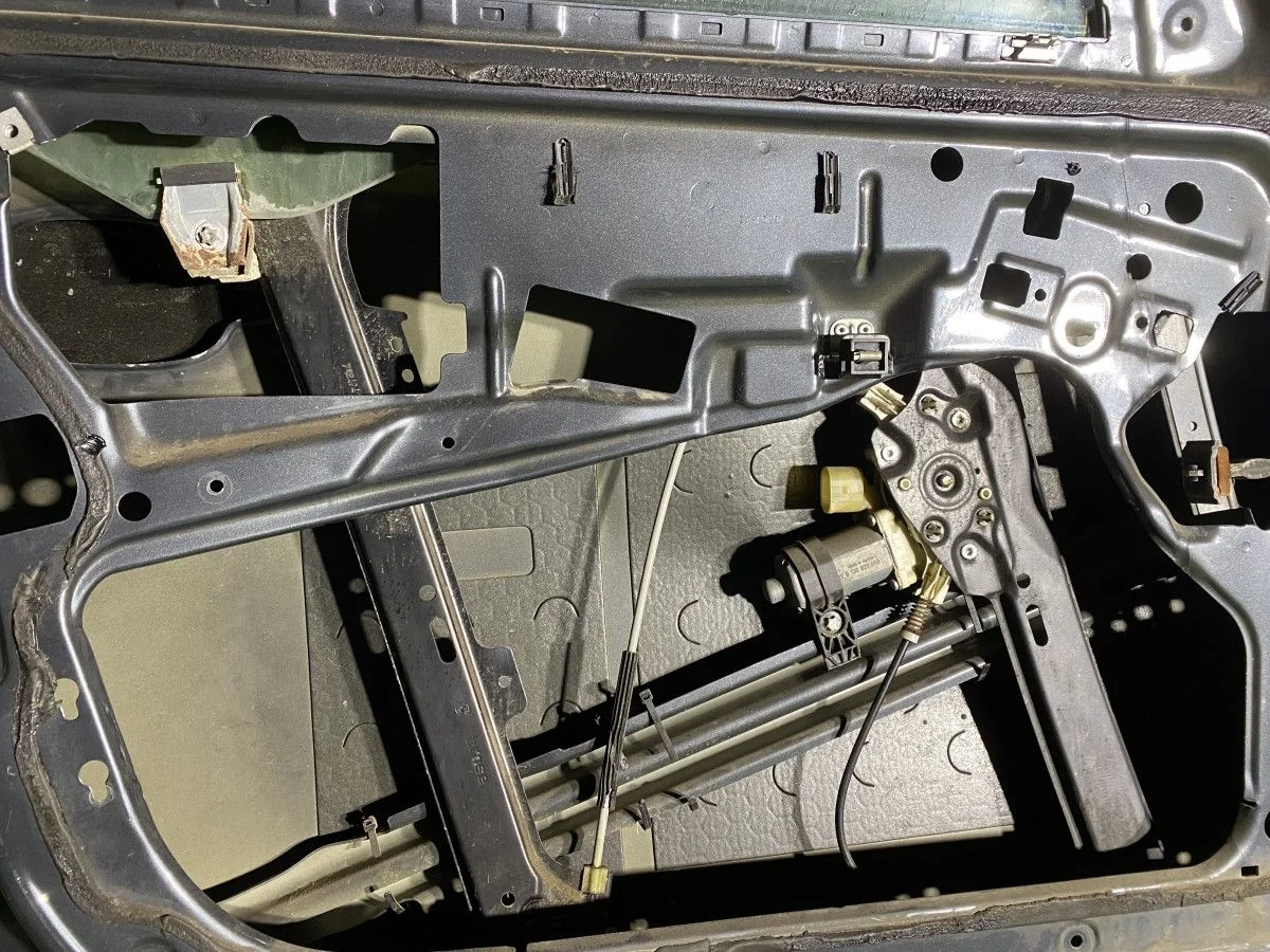 Стеклоподъемник передний левый Bmw 5-Series E60