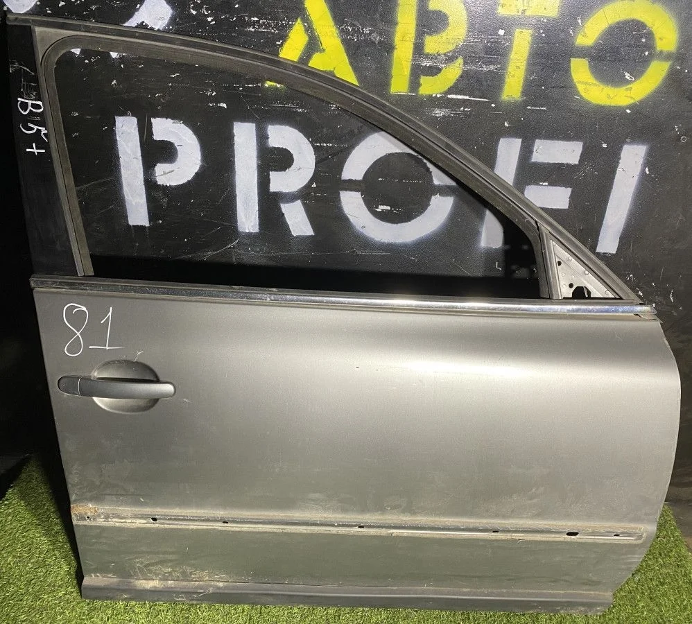 Дверь передняя правая Volkswagen Passat B5