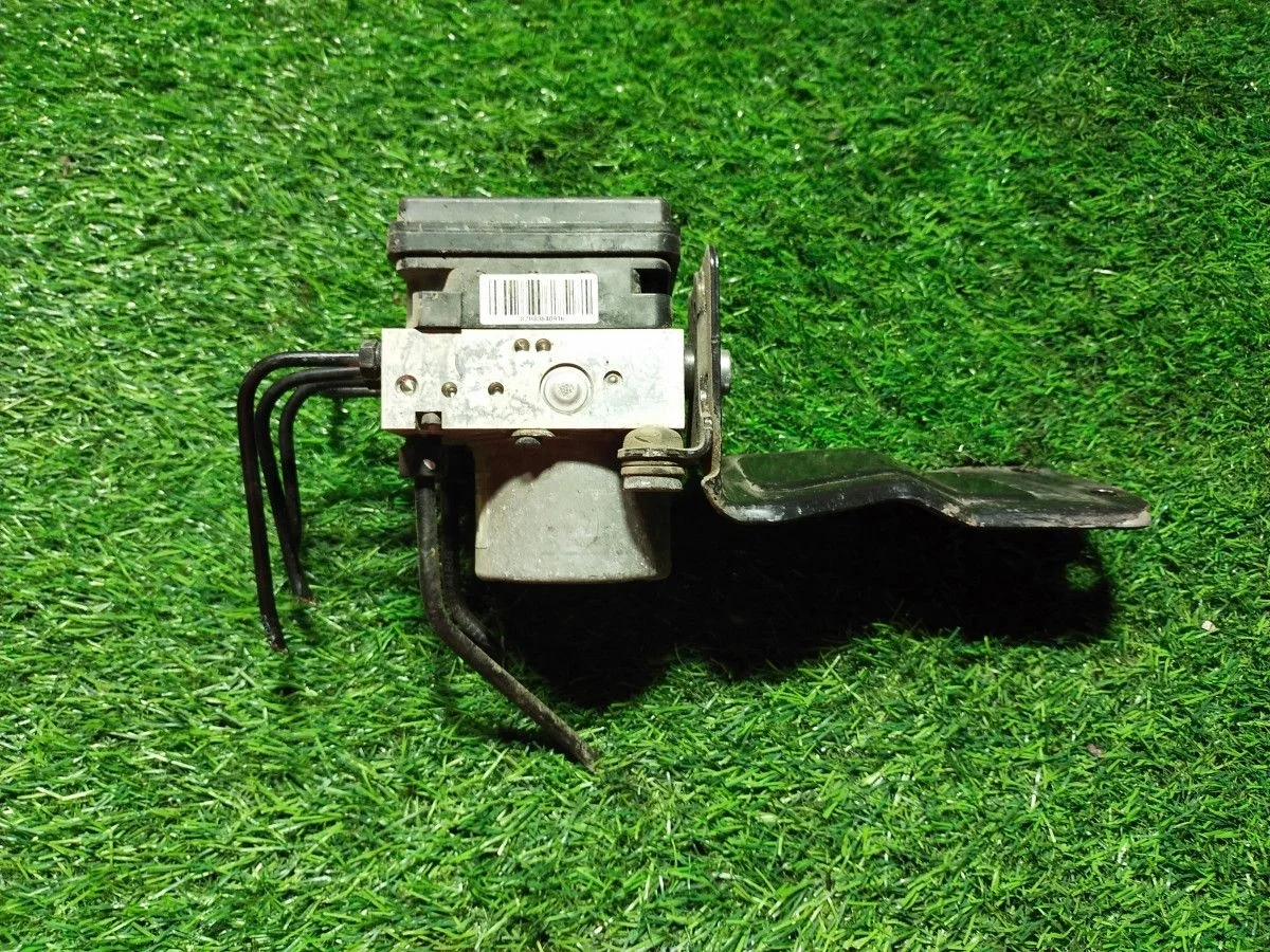 Блок ABS (насос) Hyundai Solaris II