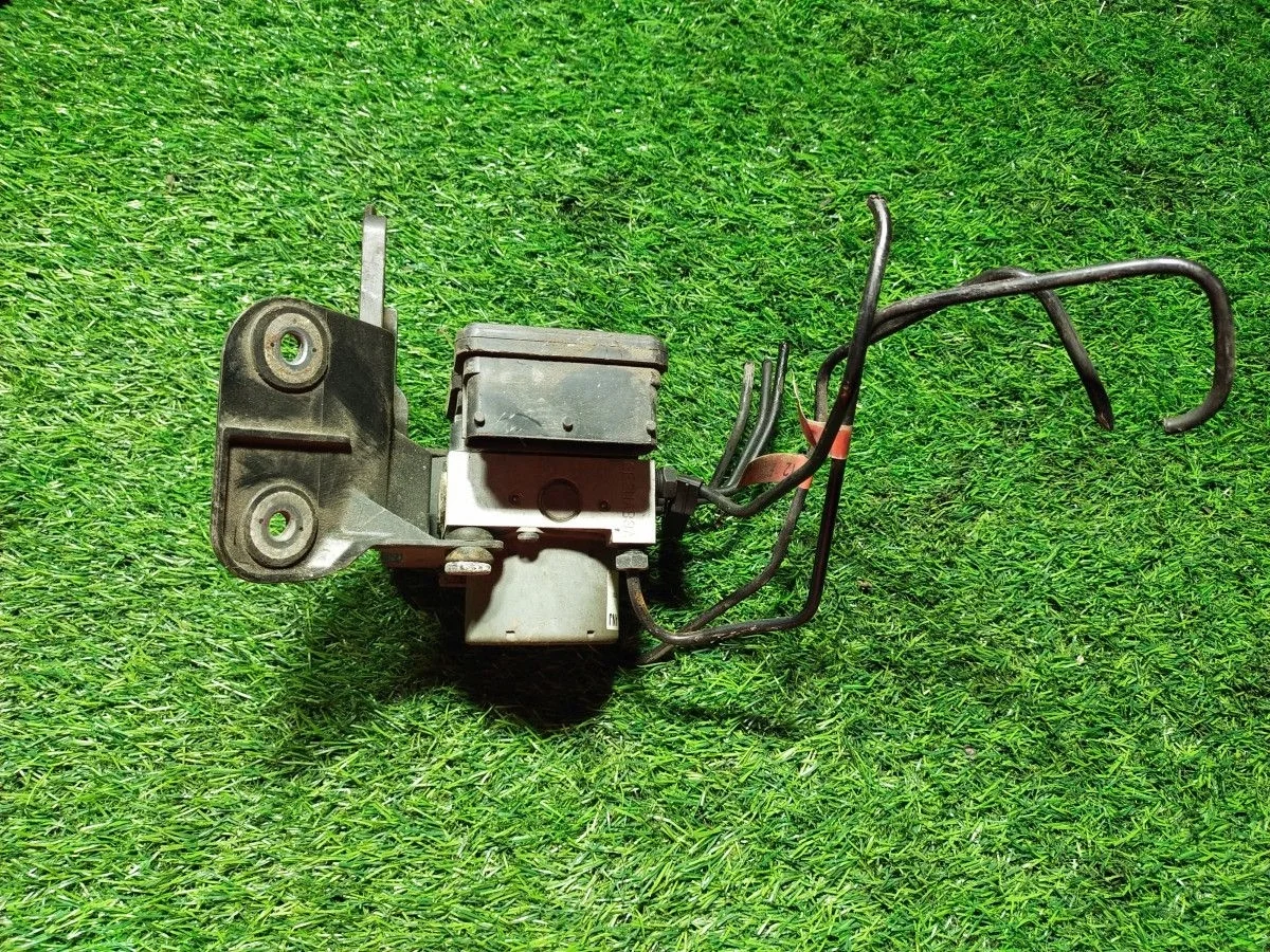 Блок ABS (насос) Chevrolet Aveo (T300) II