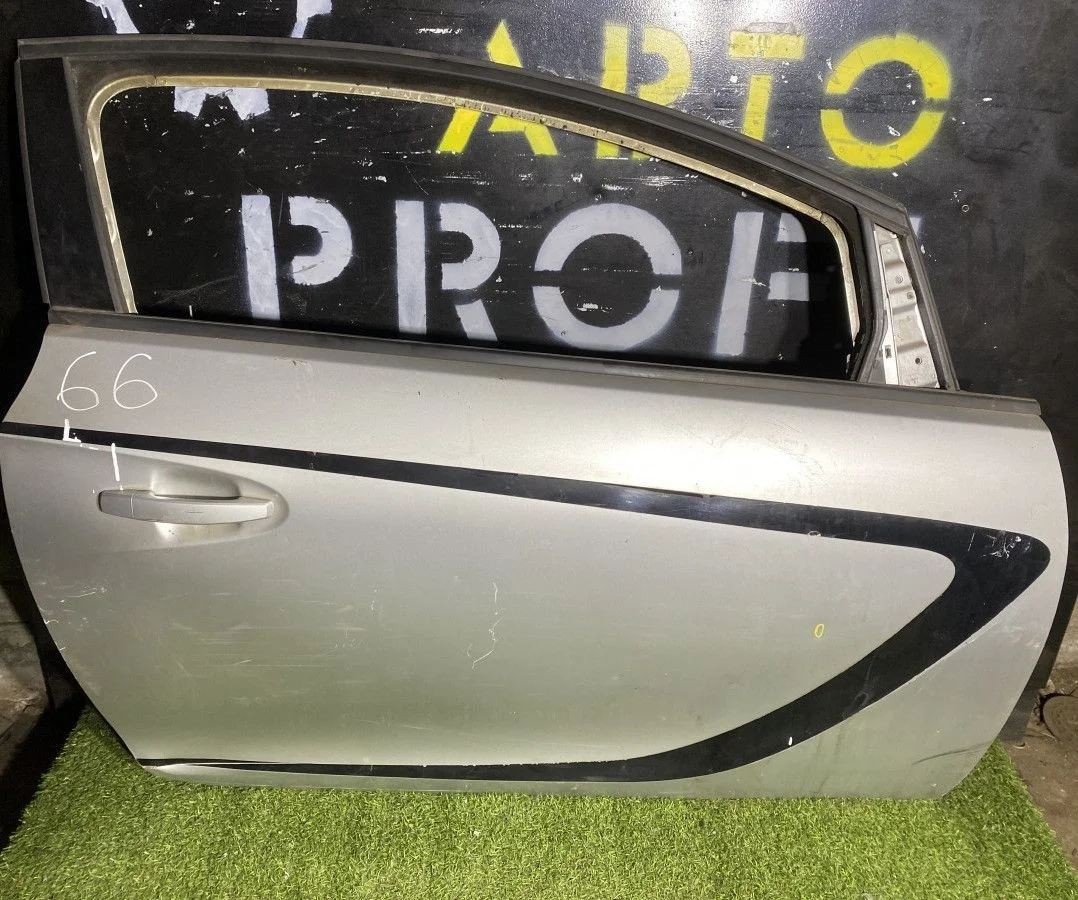 Дверь передняя правая Opel Astra J