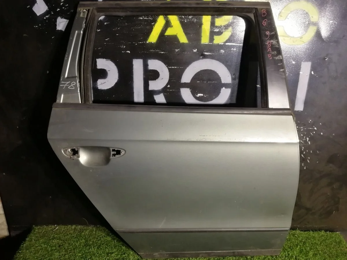 Дверь задняя правая Volkswagen Passat B6