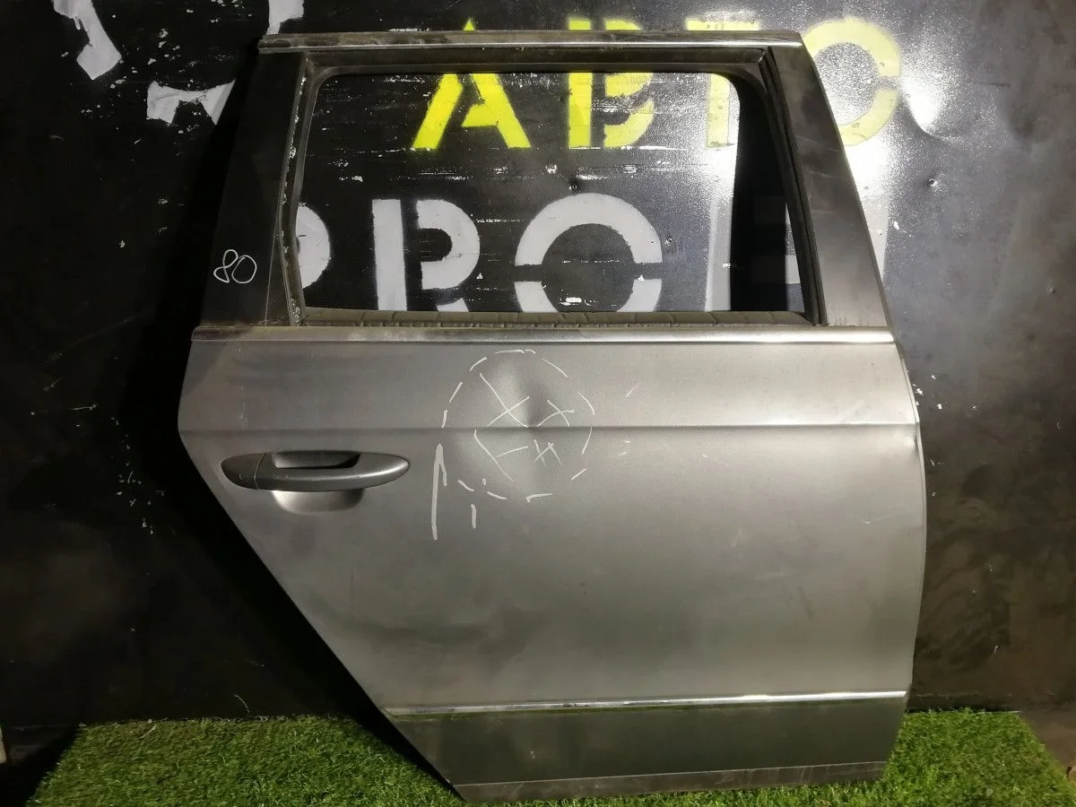 Дверь задняя правая Volkswagen Passat B6