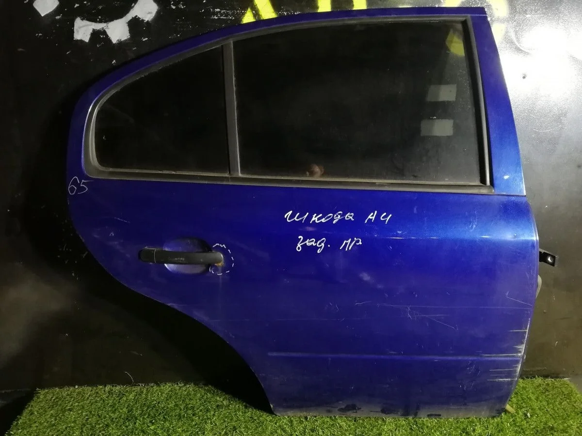 Дверь задняя правая Skoda Octavia A4 голое железо