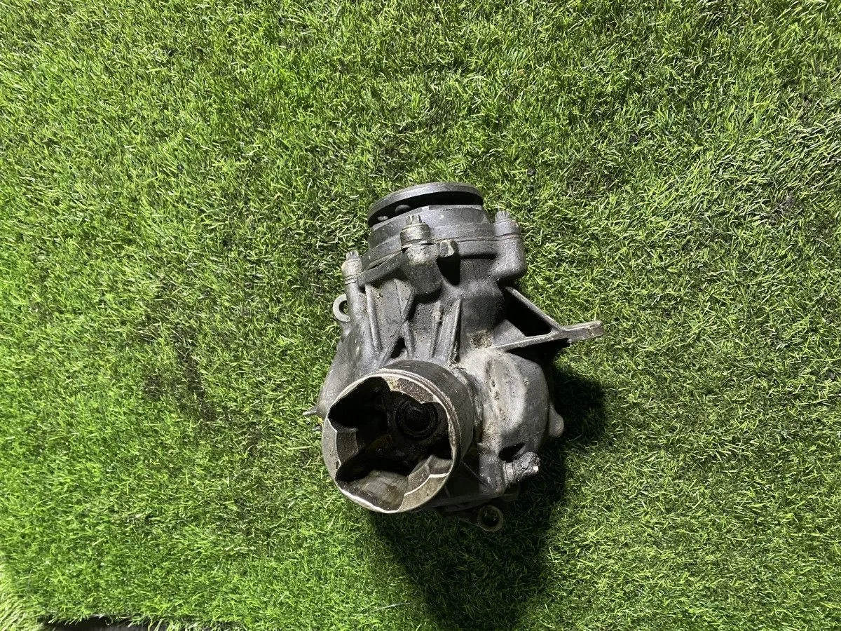 Редуктор переднего моста Mercedes-Benz S W221 рест