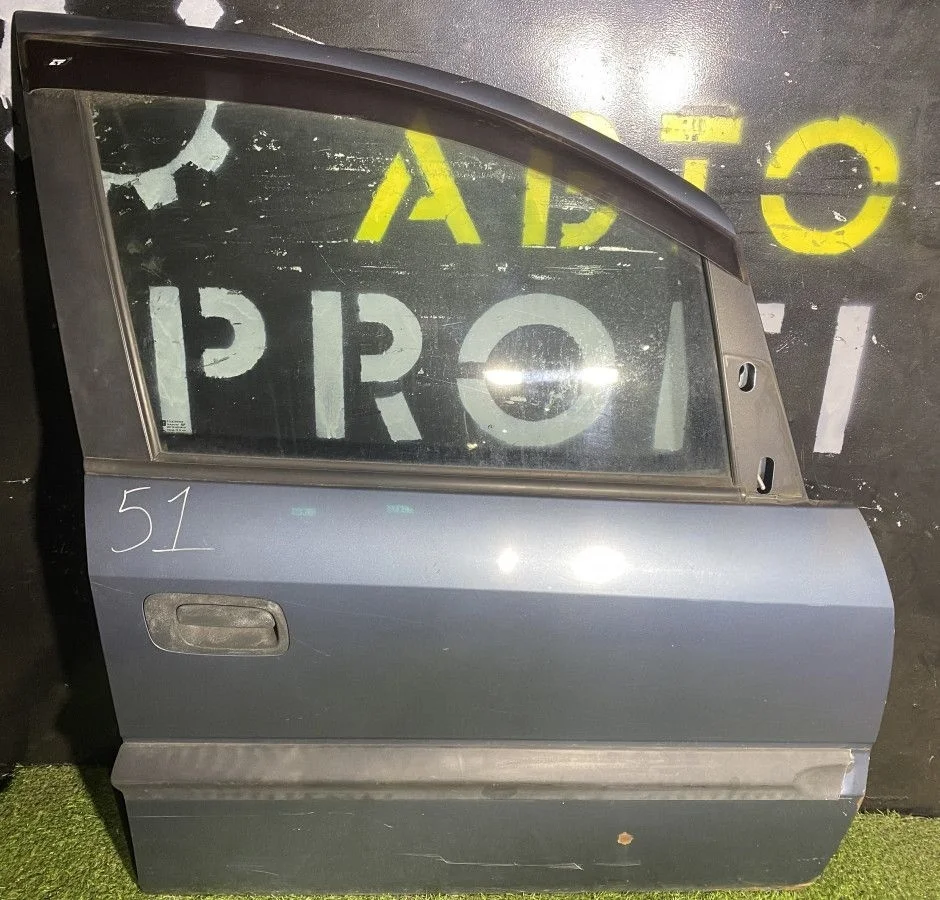 Дверь передняя правая Opel Zafira A