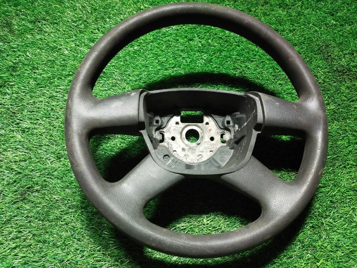 Рулевое колесо без AIR BAG Skoda Fabia 5J II
