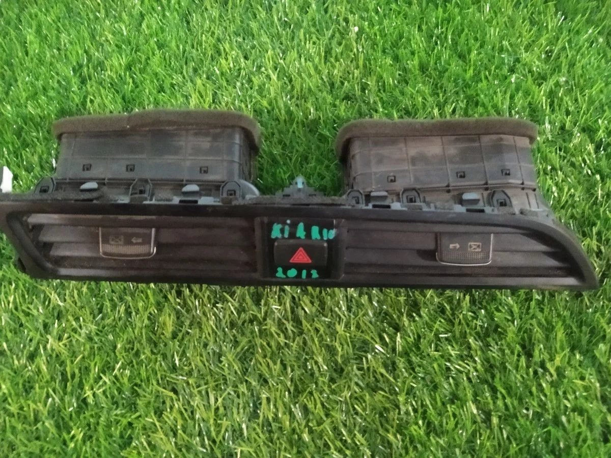 Решетка вентиляционная Kia Rio